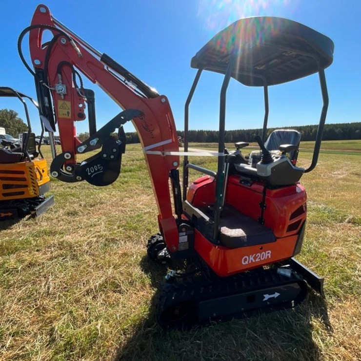 UNUSED CFG QK20R MINI EXCAVATOR (RATO