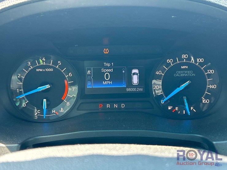 2017-ford-explorer-image-15