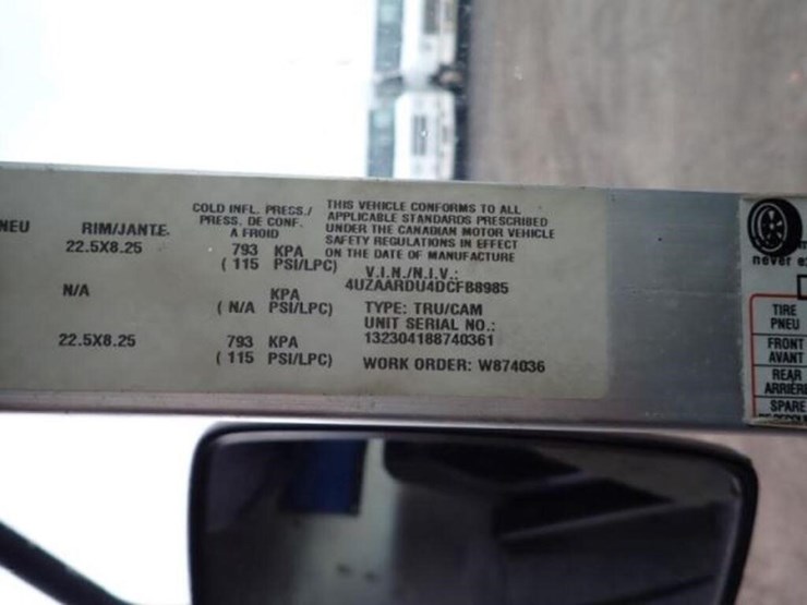 2013-freightliner-mt55-image-9