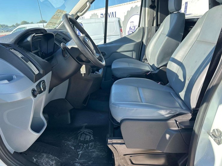 2018-ford-transit-image-12