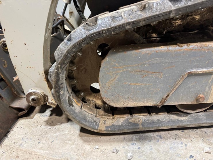 takeuchi-tl230-image-13