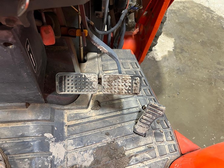 kubota-la514-image-38