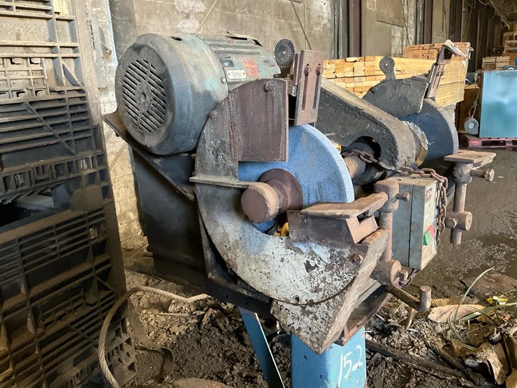 #152-•-dual-arbor-pedestal-grinder-image-8