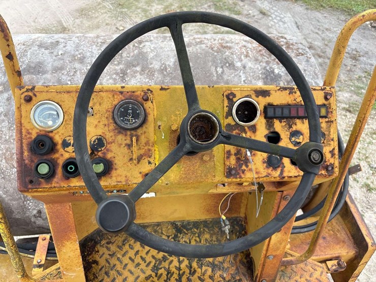 bomag-bw213d-image-24