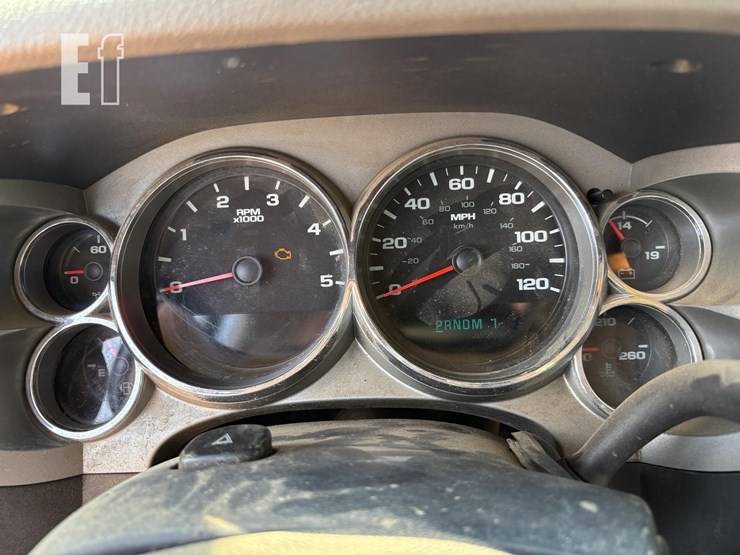 2013-gmc-sierra-3500-image-11