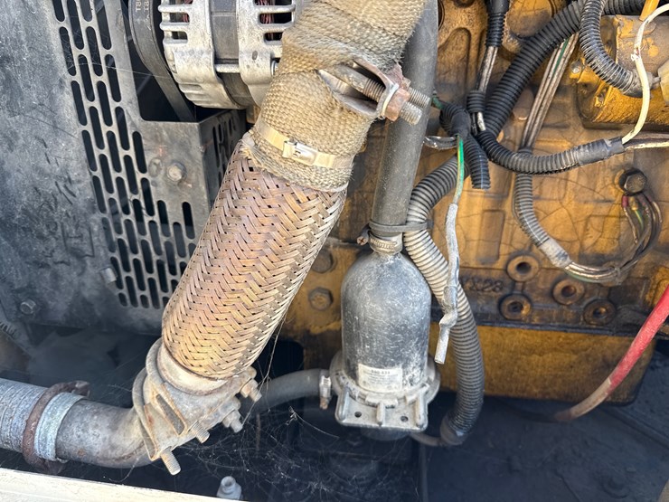 2007-caterpillar-xq20-image-24