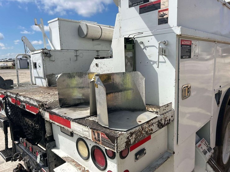 2013-international-workstar-7400-image-24