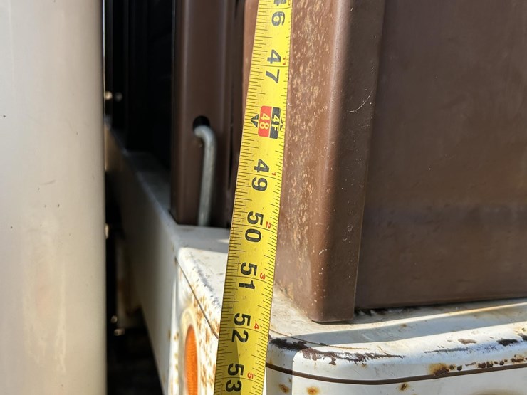 1982-international-s1700-image-6