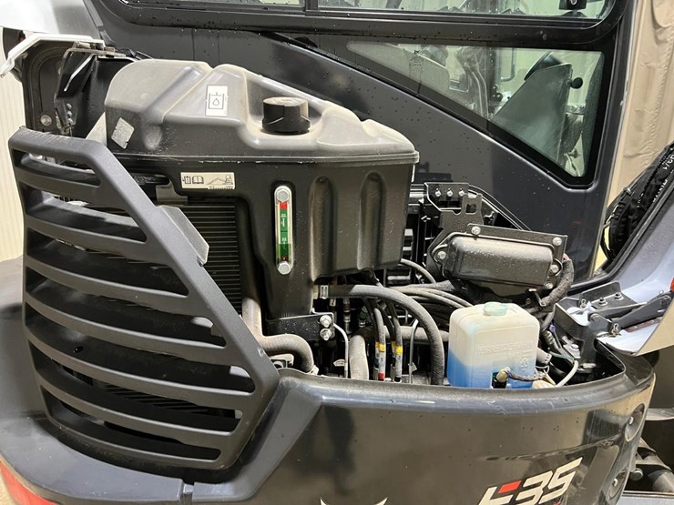 2024-bobcat-e35-image-19
