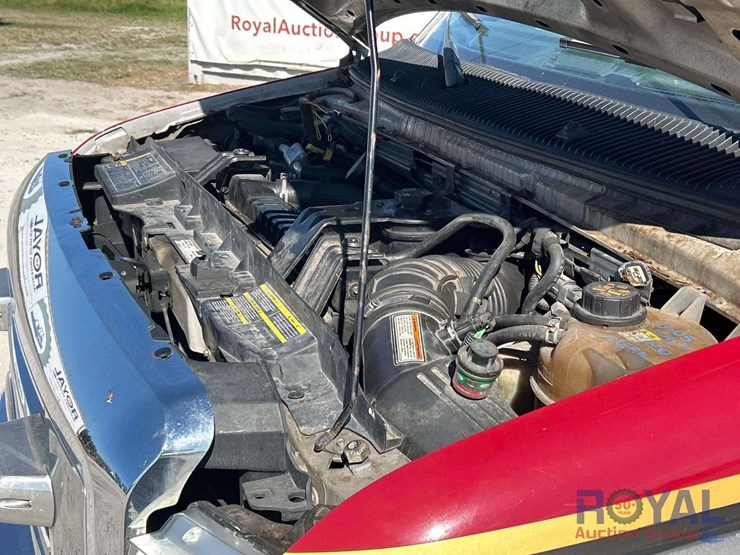 2009-ford-e450-image-8