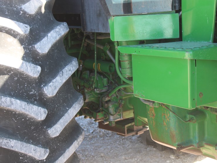 john-deere-4755-image-19