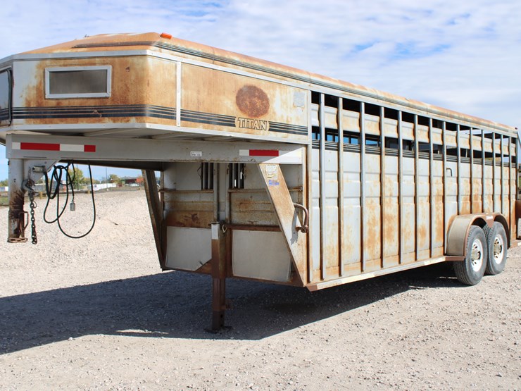 1994-titan-trailer-image-26