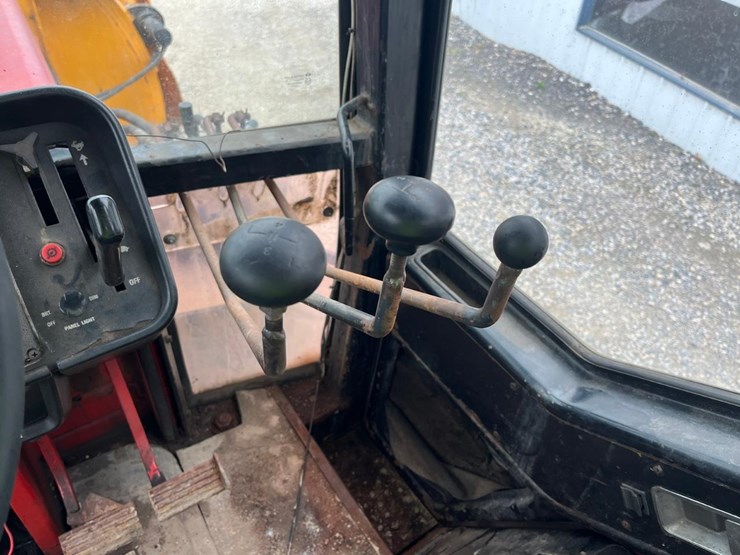 international-186-image-33