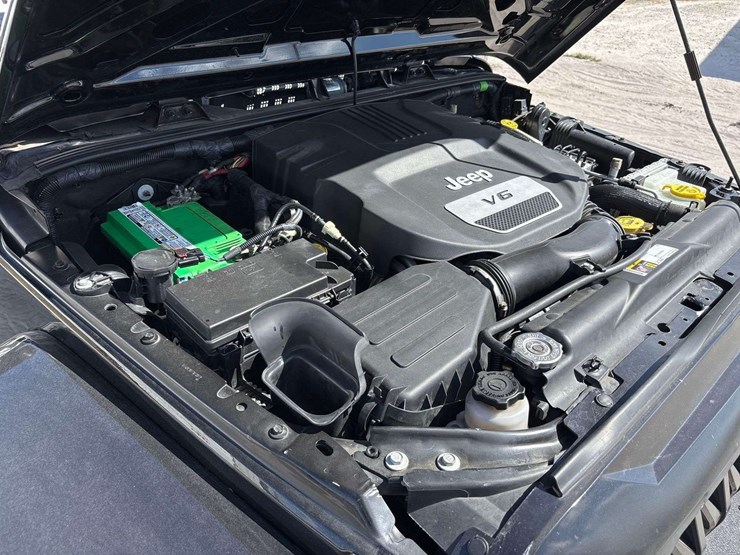 2016-jeep-wrangler-image-8