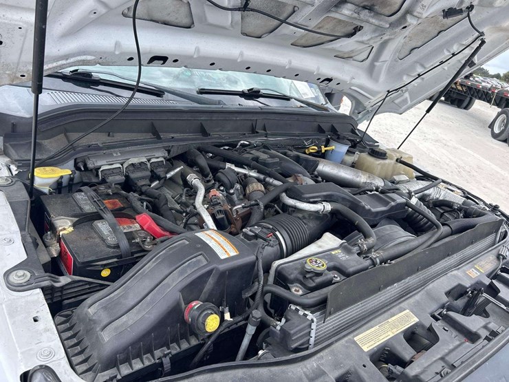 2012-ford-f550-image-8