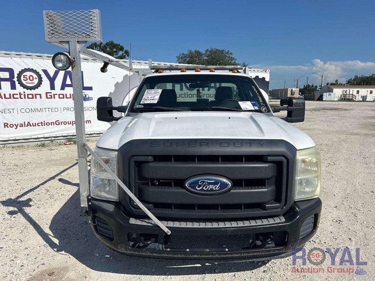 2011-ford-f350-image-38