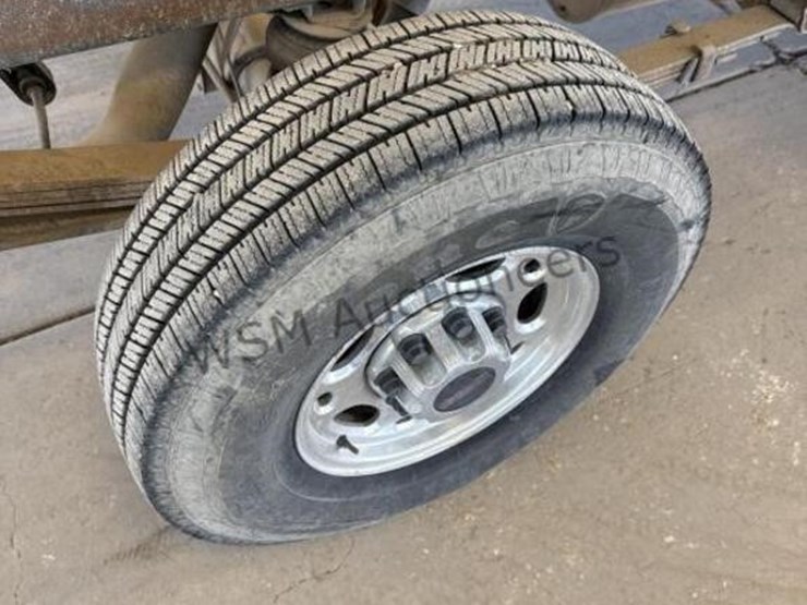 2005-chevrolet-silverado-2500hd-image-8