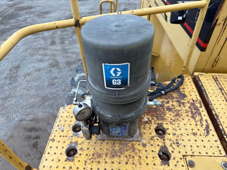 caterpillar-988f-image-20