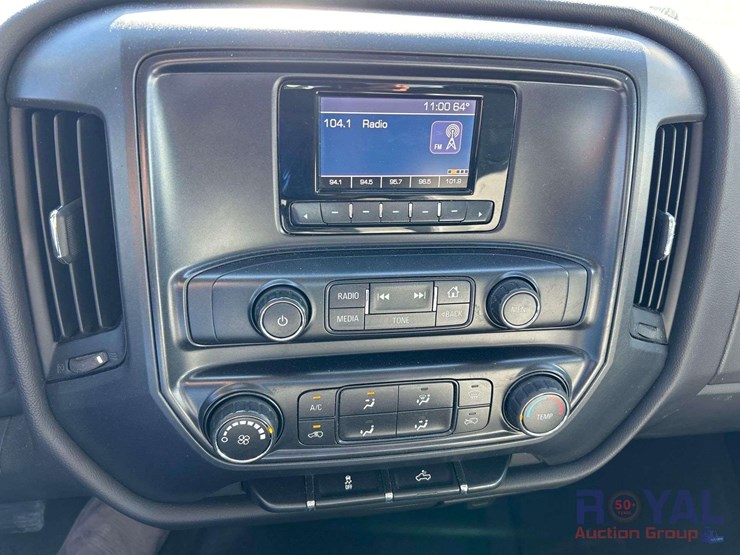 2015-chevrolet-1500-image-17