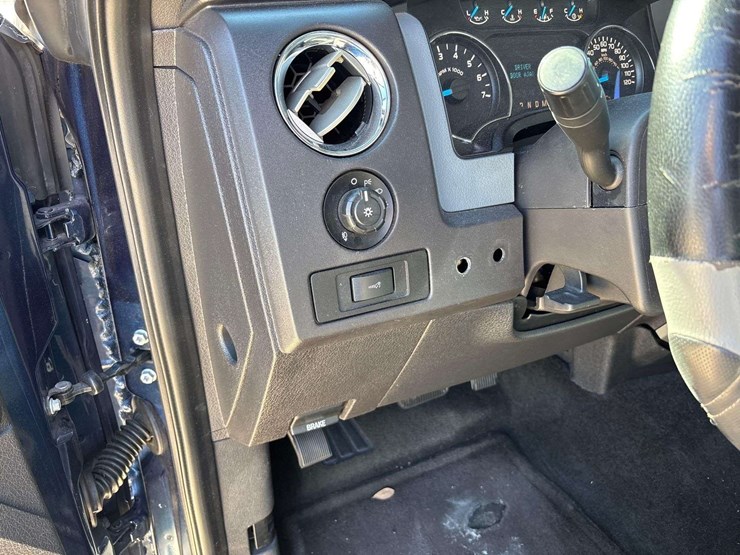 2014-ford-f150-image-16