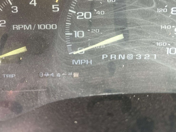 1997-chevrolet-c3500-auto-crane-service-truck-image-6