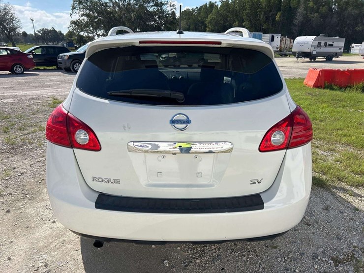 2014-nissan-rogue-image-19