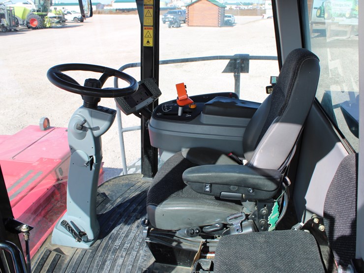 #2065-•-#2065---mf-hesston-wr-9770-swather-image-90