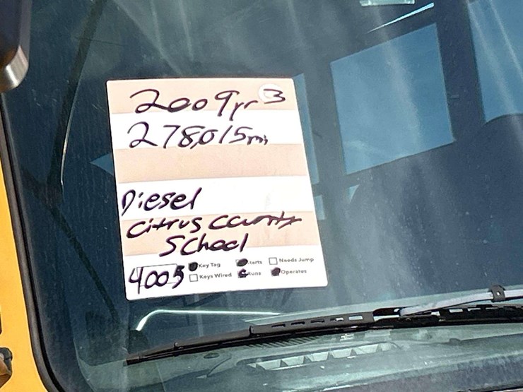 2009-freightliner-b2-image-23