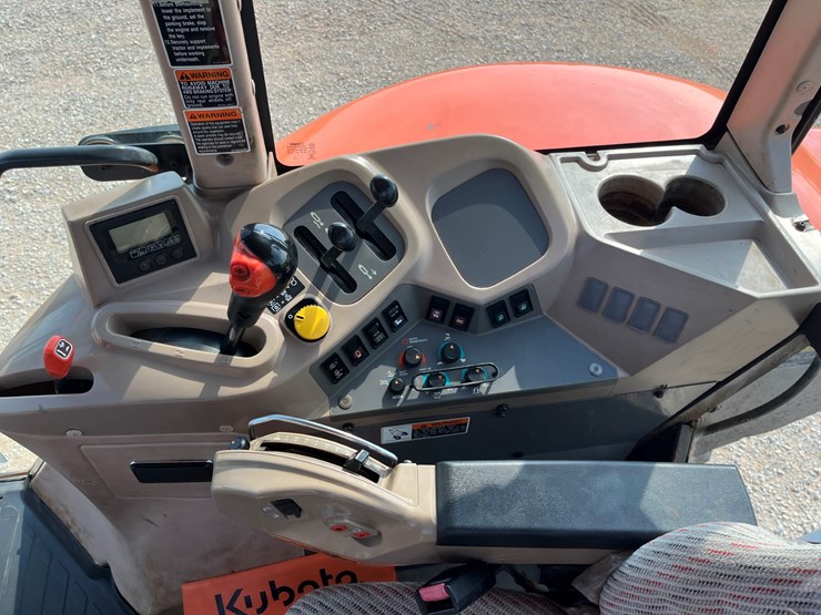 2012-kubota-m135x-image-15