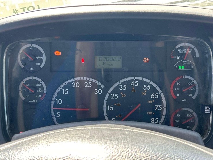 2012-freightliner-m2-106-terex-hi-ranger-tl41-41ft-insulated-bucket-truck-image-28