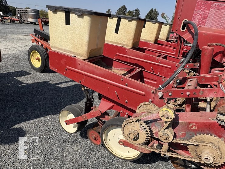 international-800-image-6