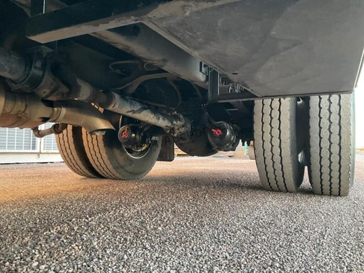 2008-international-7400-image-30