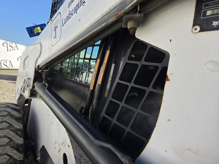 2003-bobcat-s160-image-23