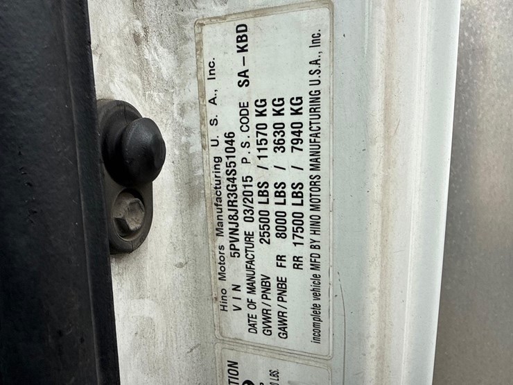 2016-hino-258-image-14