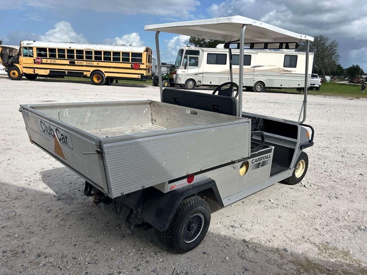 club-car-carryall-2-electric-utility-cart-image-3