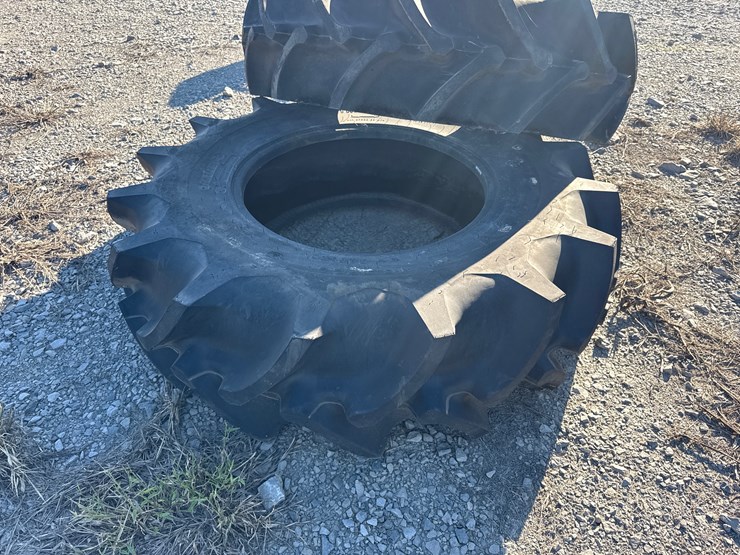 #9674-•-lot-of-(2)-16.9/28-tires-inv#-9674-image-5