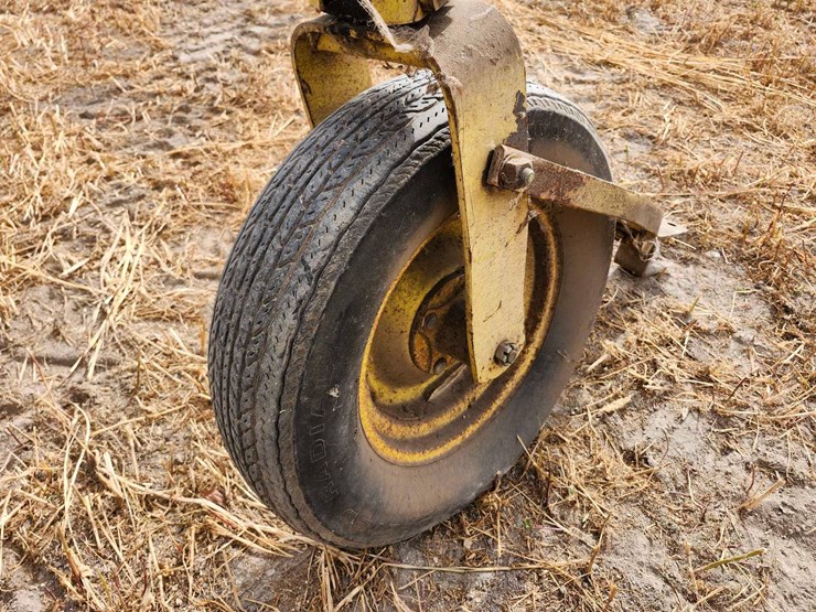 john-deere-640-image-9