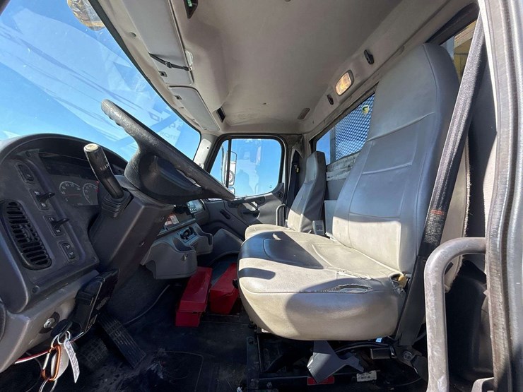 2012-freightliner-m2-106-terex-hi-ranger-tl41-41ft-insulated-bucket-truck-image-24