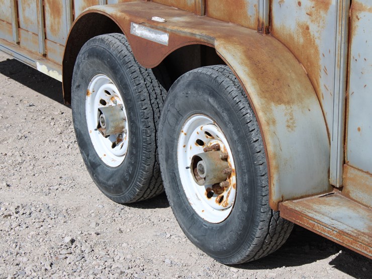 1994-titan-trailer-image-10