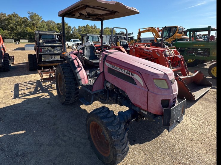 mahindra-2810-image-9