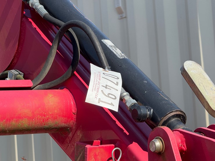 mahindra-8560-image-42