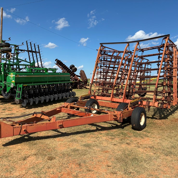 #T8081 • Mcfarlane Drag Harrow