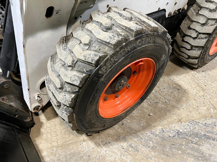 2017-bobcat-s770-image-12