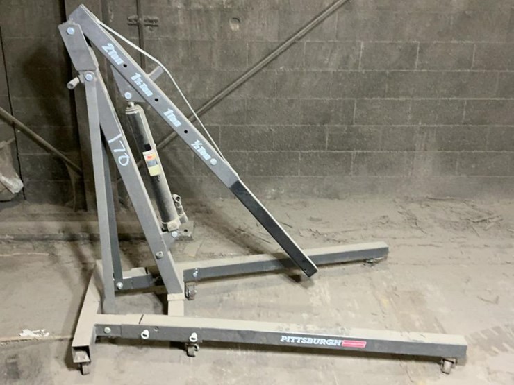 #170-•-pittsburgh-heavy-duty-2-ton-folding-engine-crane-image-1