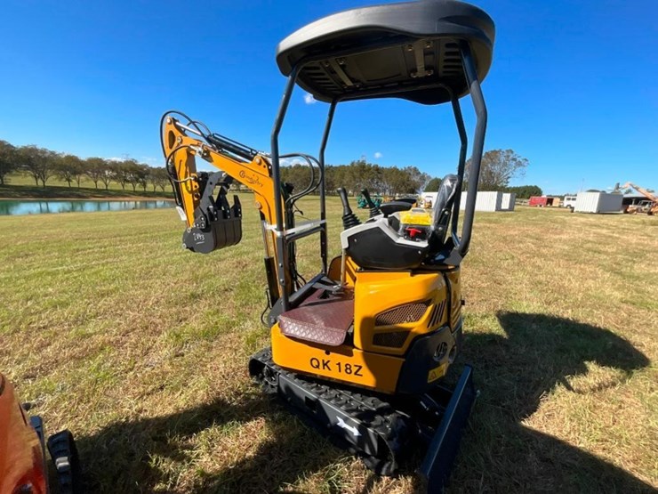 unused-cfg-qk18z-mini-excavator-(zonsen-11kw-image-8