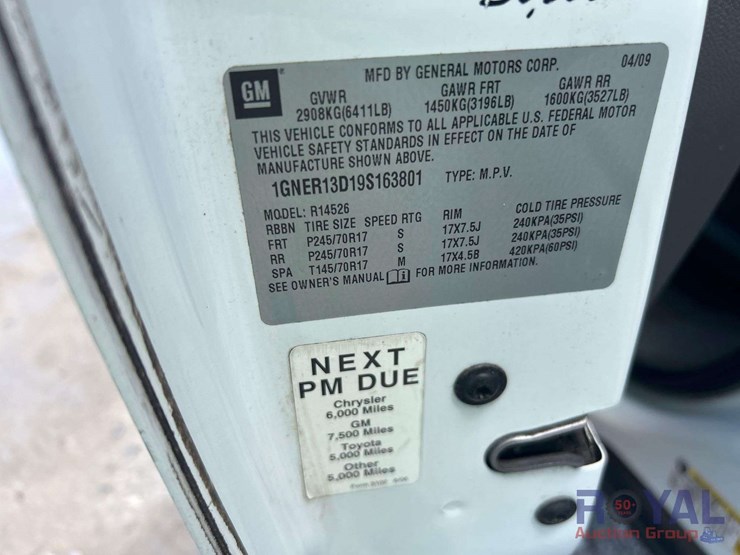 2009-chevrolet-traverse-ls-image-5