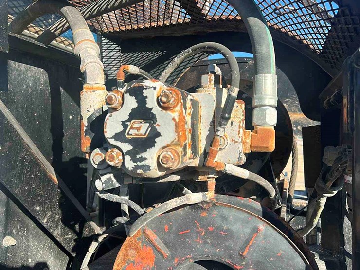 2012-peterbilt-367-image-7