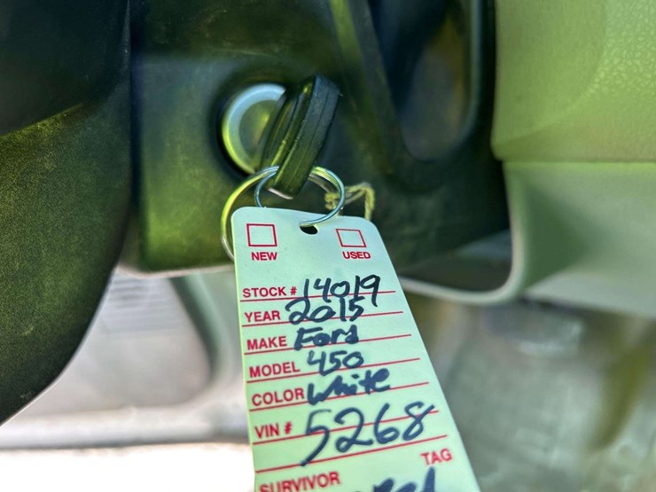 2015-ford-f450-image-30