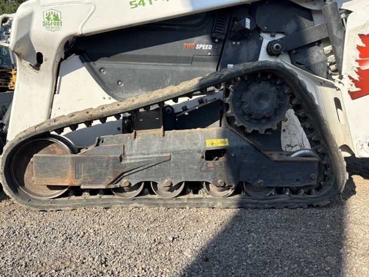 2021-bobcat-t76-image-12