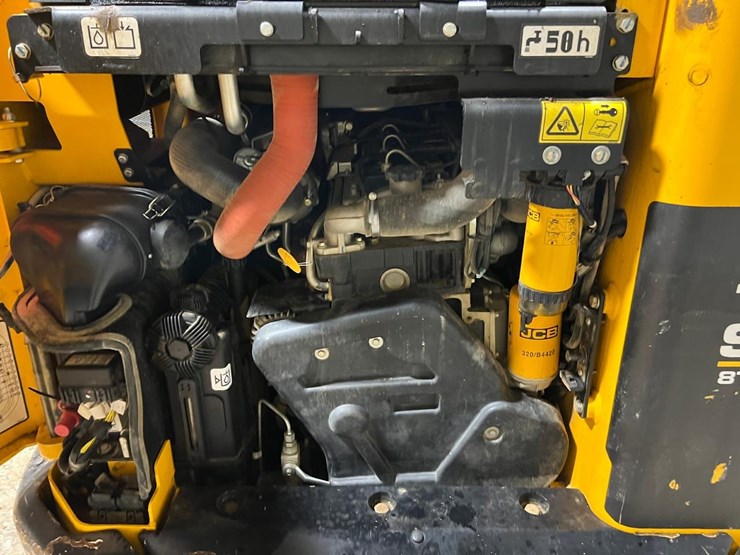 jcb-3ts-8t-image-17